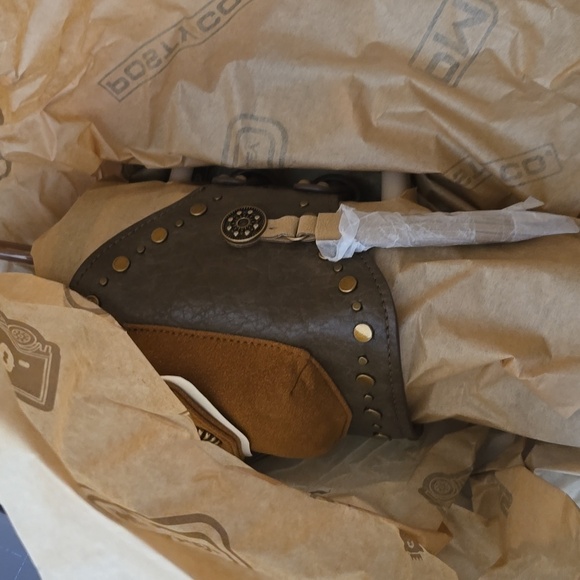 NIB, Stanley Brand × Post Malone Collab, Flowstate Tumbler w/ Pouch Belt, 40 oz - Picture 6 of 6